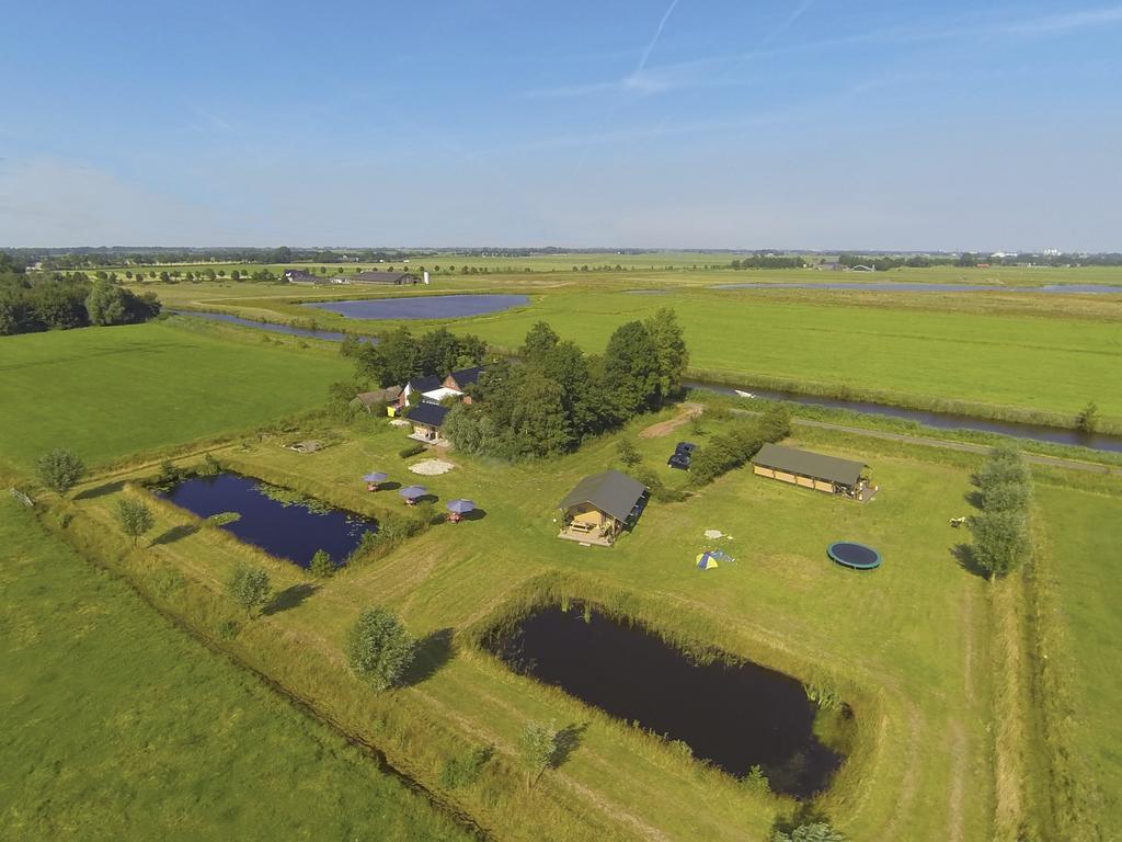 Aan het Diepje Lettelbert Buitenkant foto